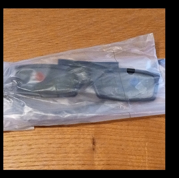 New Samsung SSG-5100GB 3D Active Glasses - Picture 7 of 11